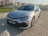 تويوتا كامري LE هايبرد - للبيع أو المبادلة